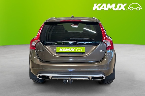 Volvo V60 Cross Country 5 of 5