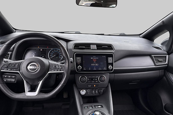Nissan Leaf 7 of 12