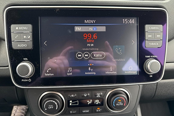 Nissan Leaf 10 of 12