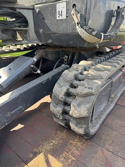 New Holland E 26 C 11 of 21