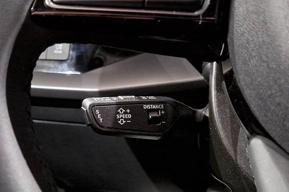Audi A3 8 of 16
