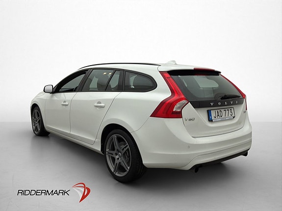 Volvo V60 4 of 5