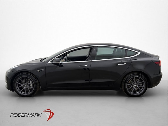 Tesla Model 3 7 of 30