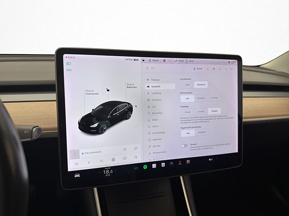 Tesla Model 3 15 of 30