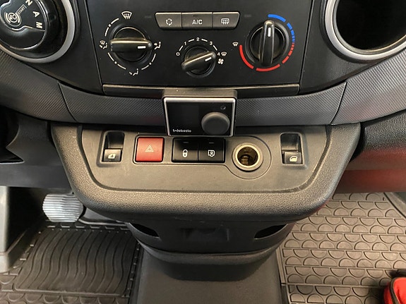 Peugeot Partner 25 of 30