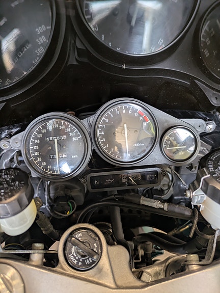 Yamaha YZF750R 6 of 7