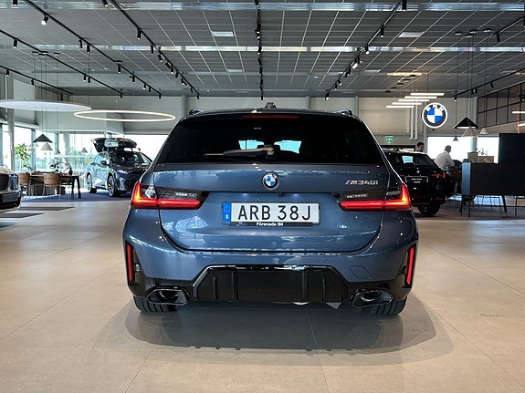 BMW M340i 5 of 5