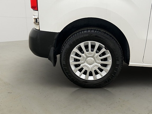Toyota Proace 30 of 30