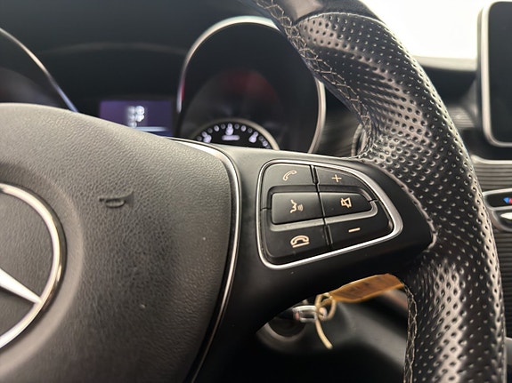 Mercedes-Benz V300 d 20 of 30