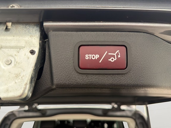 Mercedes-Benz V300 d 13 of 30