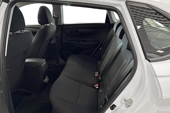 Hyundai i20 7 of 10
