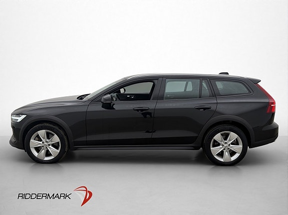 Volvo V60 Cross Country 4 of 5