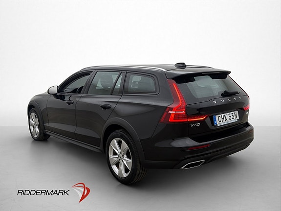 Volvo V60 Cross Country 5 of 5