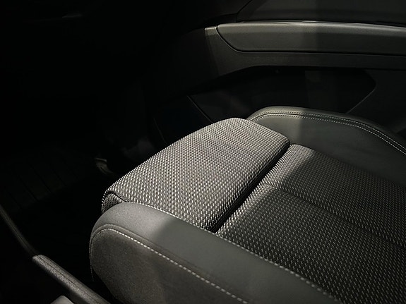 Audi Q4 e-tron 15 of 15