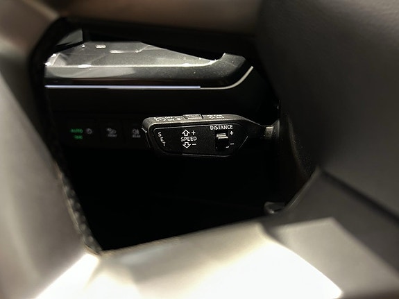Audi Q4 e-tron 11 of 15
