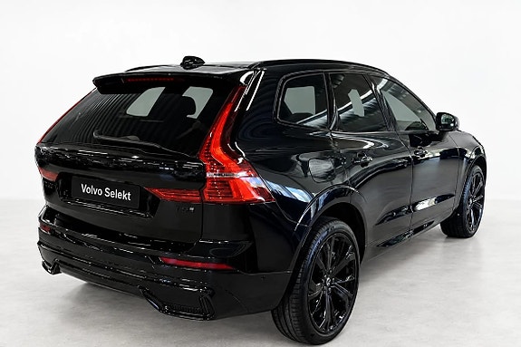 Volvo XC60 4 of 25