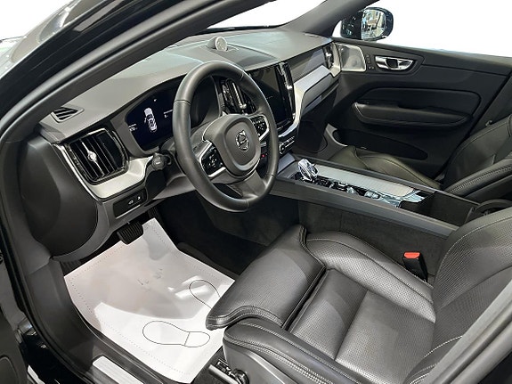 Volvo XC60 6 of 25