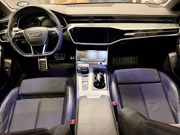 Audi A6 9 of 17