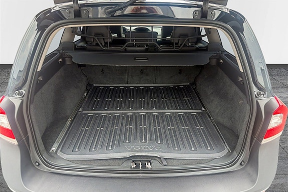 Volvo XC70 17 of 17