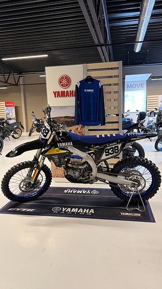 Yamaha YZ450F YAMAHA YZ450F 5 of 5