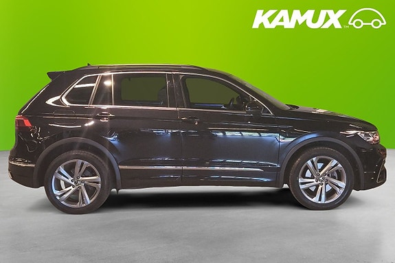 Volkswagen Tiguan 2 of 5