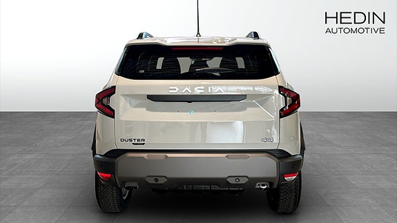 Dacia Duster 7 of 12