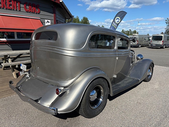 Ford Model 40 3 of 5