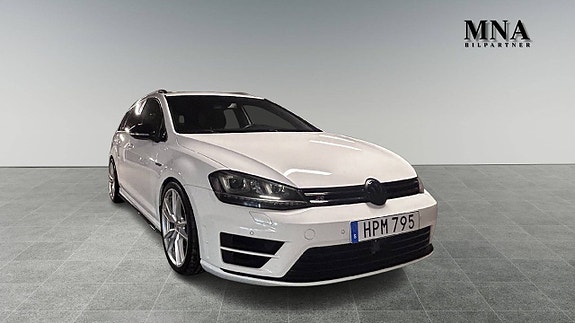 Volkswagen Golf VII 7 of 17
