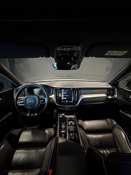 Volvo XC60 12 of 14