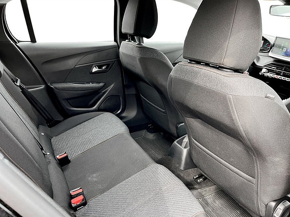 Peugeot 208 12 of 15