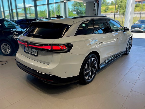 Volkswagen ID.7 4 of 5