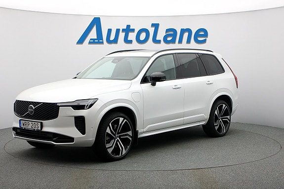 Volvo XC90 9 of 30