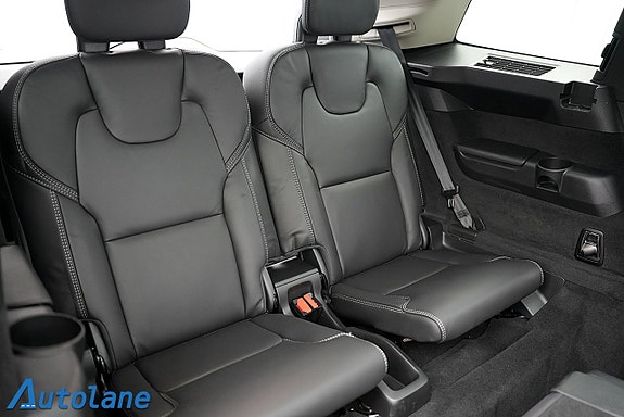 Volvo XC90 29 of 30