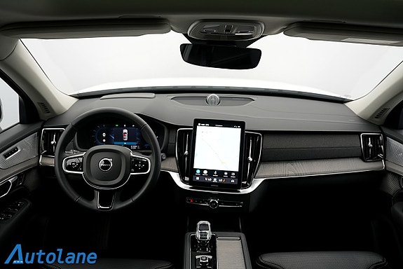 Volvo XC90 20 of 30