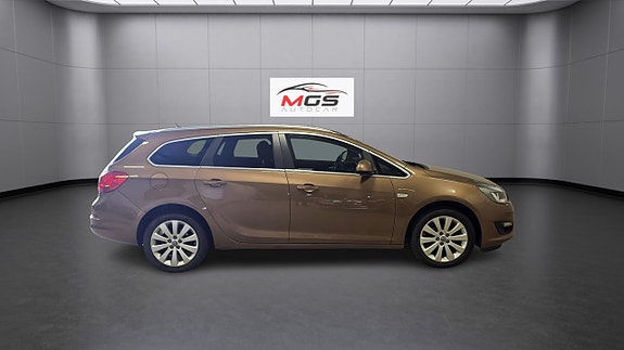 Opel Astra 5 of 5