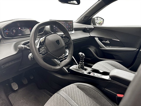 Peugeot 2008 4 of 15
