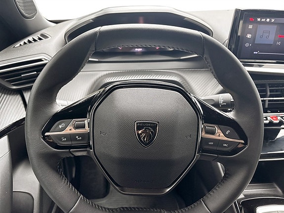 Peugeot 2008 7 of 15