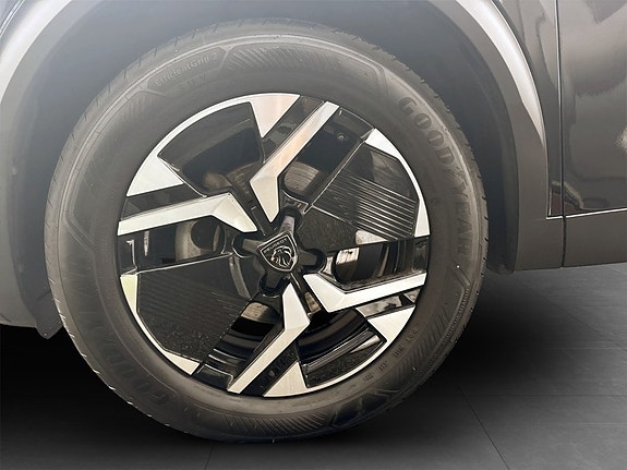 Peugeot 2008 14 of 15