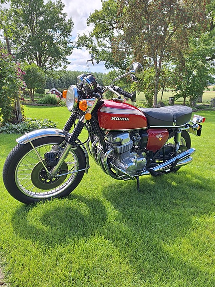 Honda 750 5 of 5