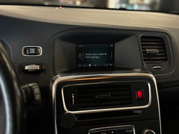 Volvo V60 14 of 15