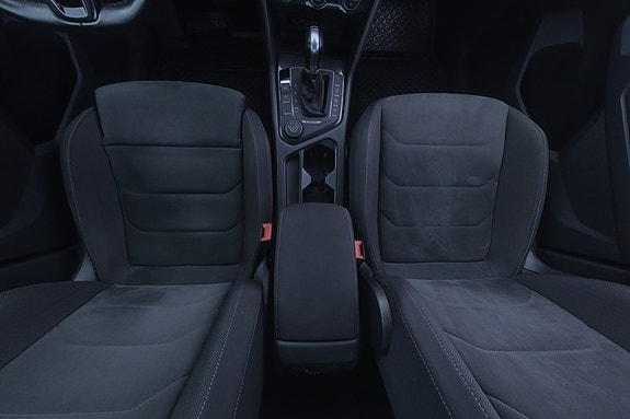 Volkswagen Tiguan 9 of 23