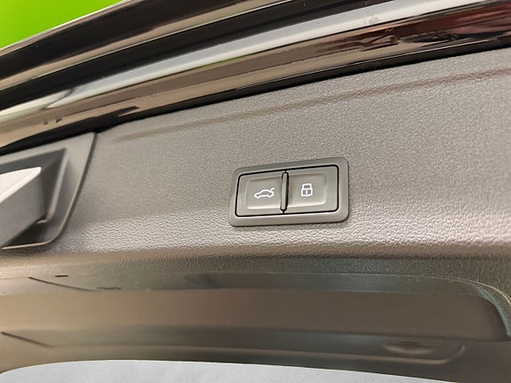 Audi A4 17 of 23