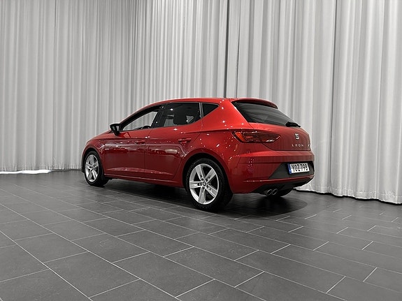 Seat Leon 3 of 5