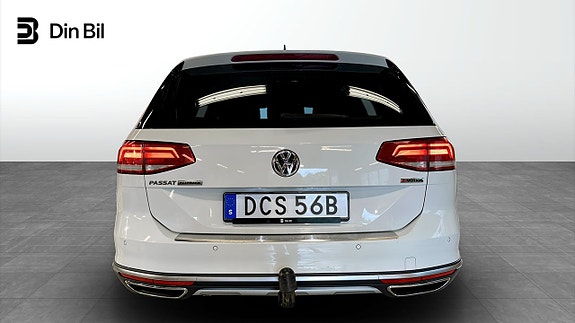 Volkswagen Passat Alltrack 5 of 20