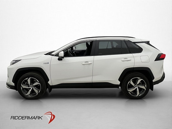 Toyota RAV4 Plug-in Hybrid 4 of 5