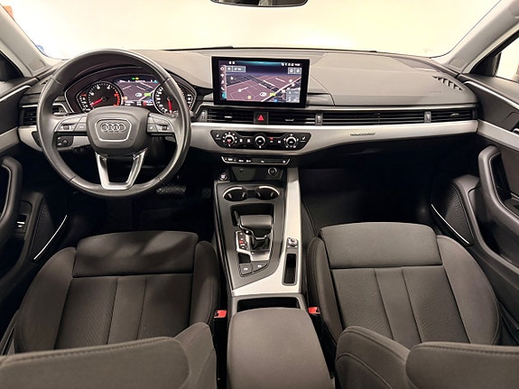Audi A4 14 of 30