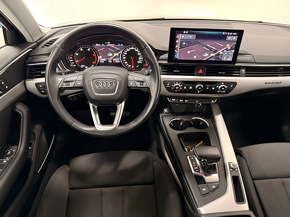 Audi A4 15 of 30