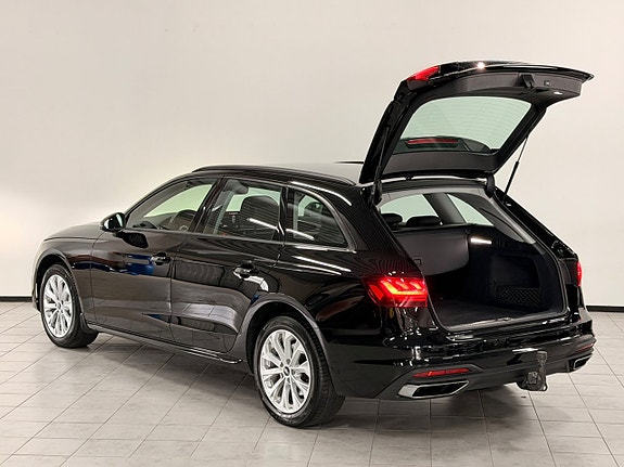 Audi A4 6 of 30