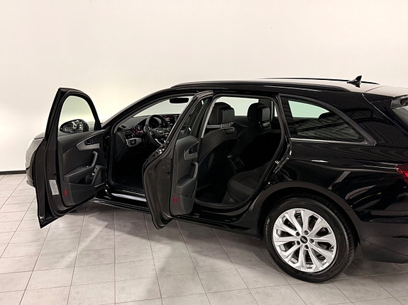 Audi A4 12 of 30