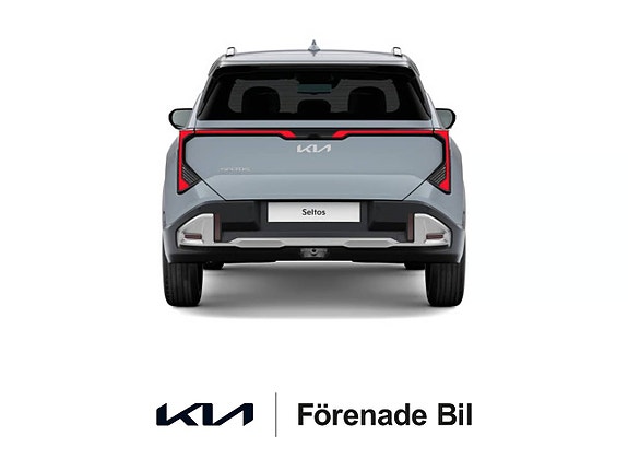 Kia Seltos 4 of 8